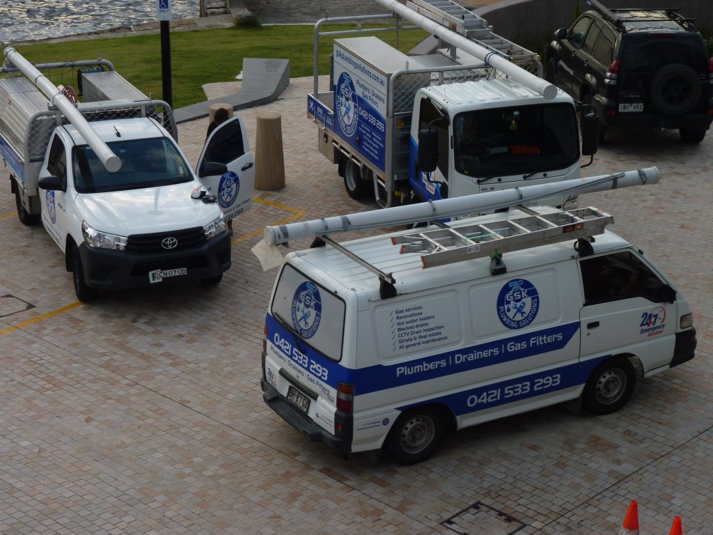 Cost of emergency plumbing services